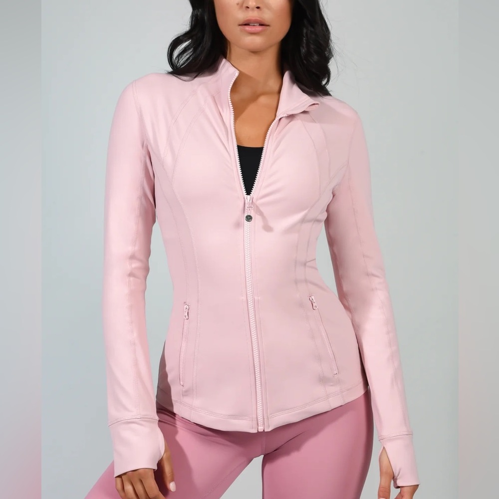 90 Degree Running Jacket in Maple Sugar Color